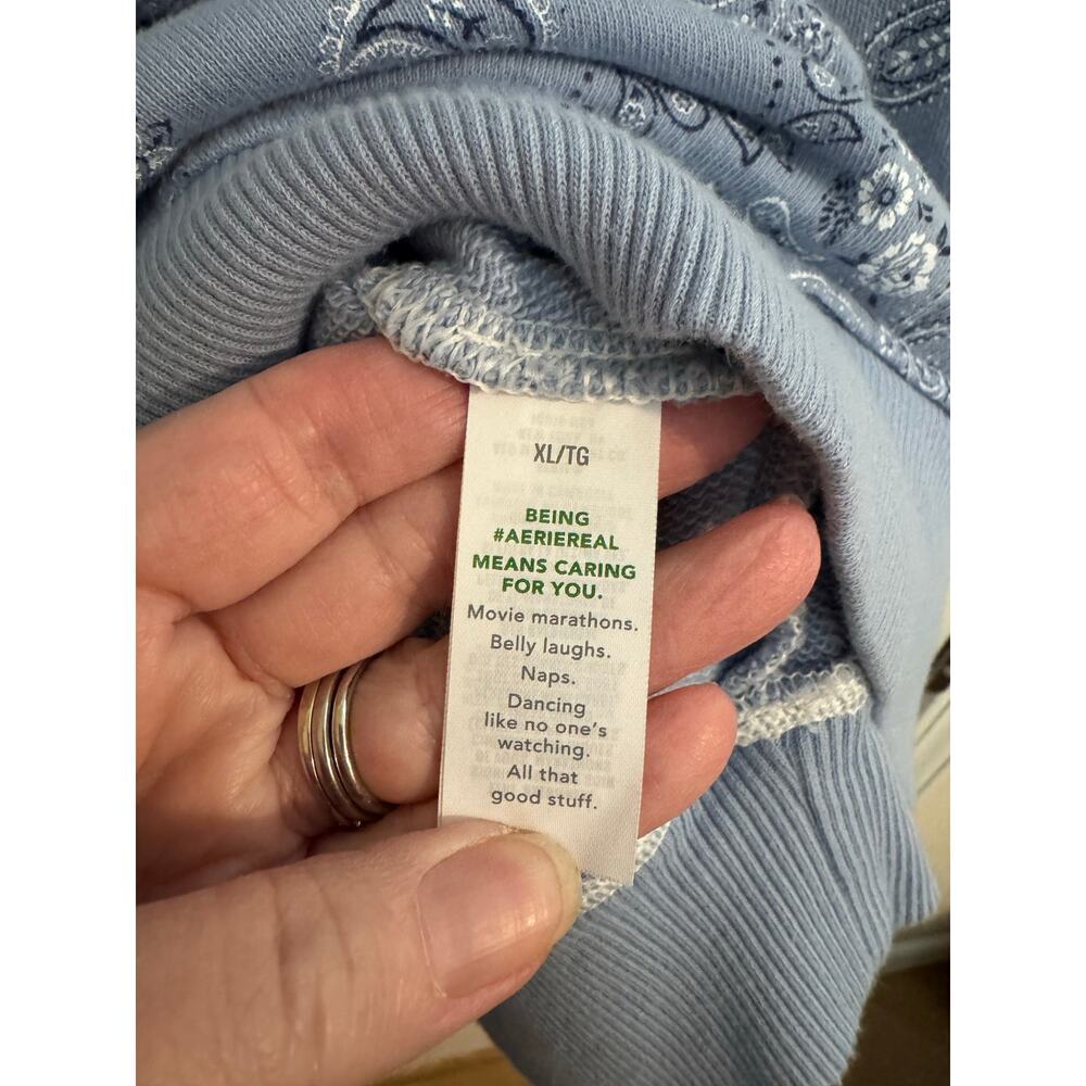 Aerie Crop Take it Easy Sweatshirt Crew Neck Blue Paisley Size XL - Picture 6 of 8